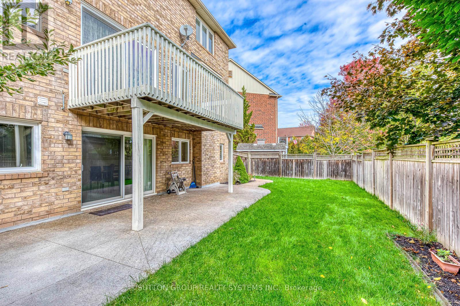 2207 Kwinter Road, Oakville, Ontario  L6M 0G1 - Photo 50 - W12469174