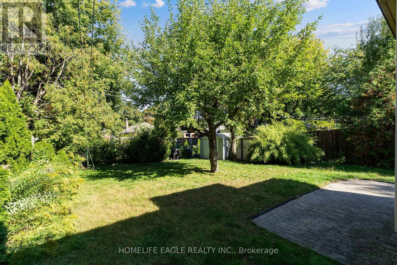 46 Athol Avenue, Toronto, Ontario  M8Z 2A4 - Photo 16 - W12469181