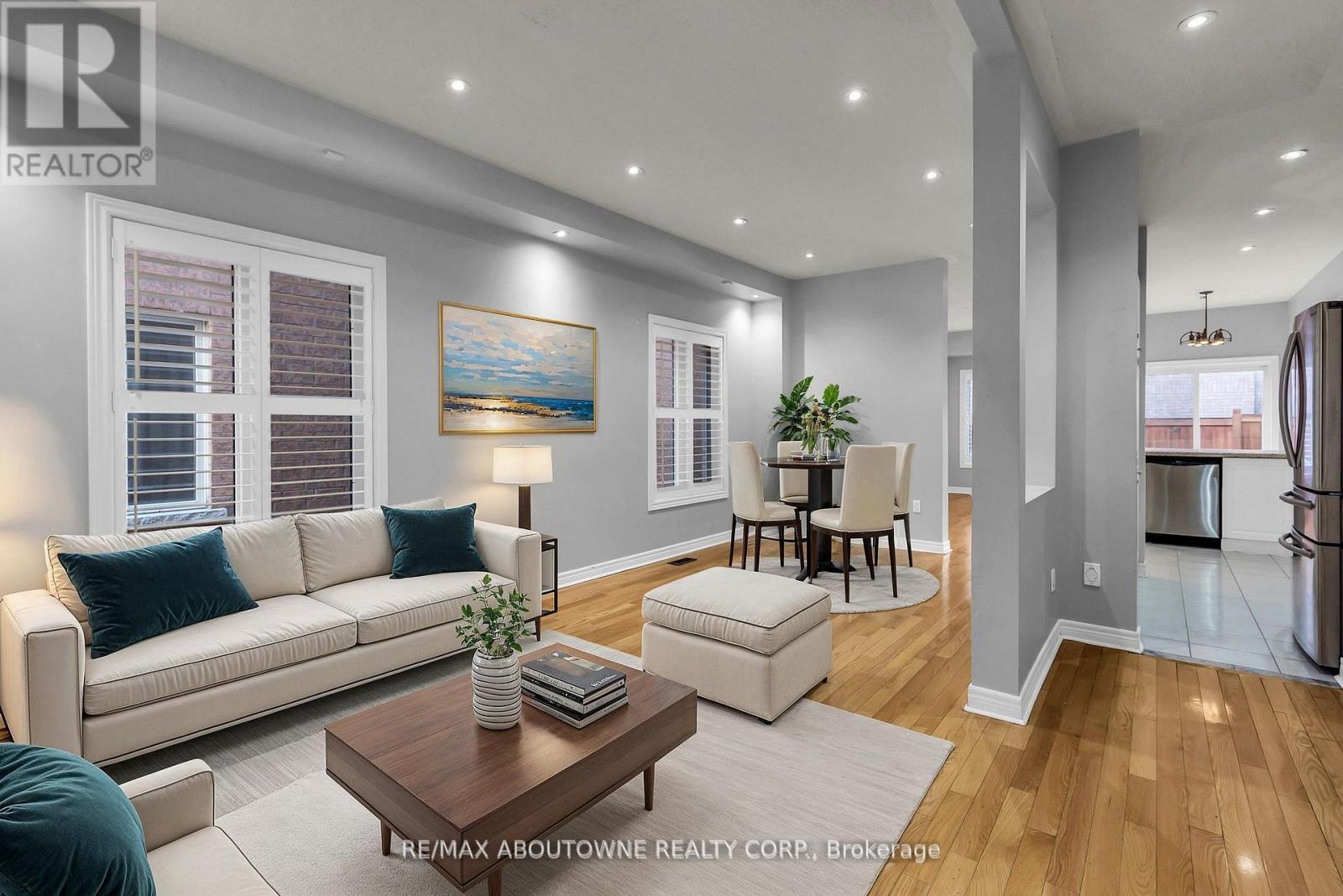 Upper - 128 Breton Avenue, Mississauga, Ontario  L4Z 4K5 - Photo 4 - W12469196