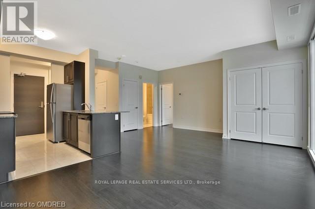 309 - 2393 Bronte Road, Oakville, Ontario  L6M 4J2 - Photo 4 - W12469208