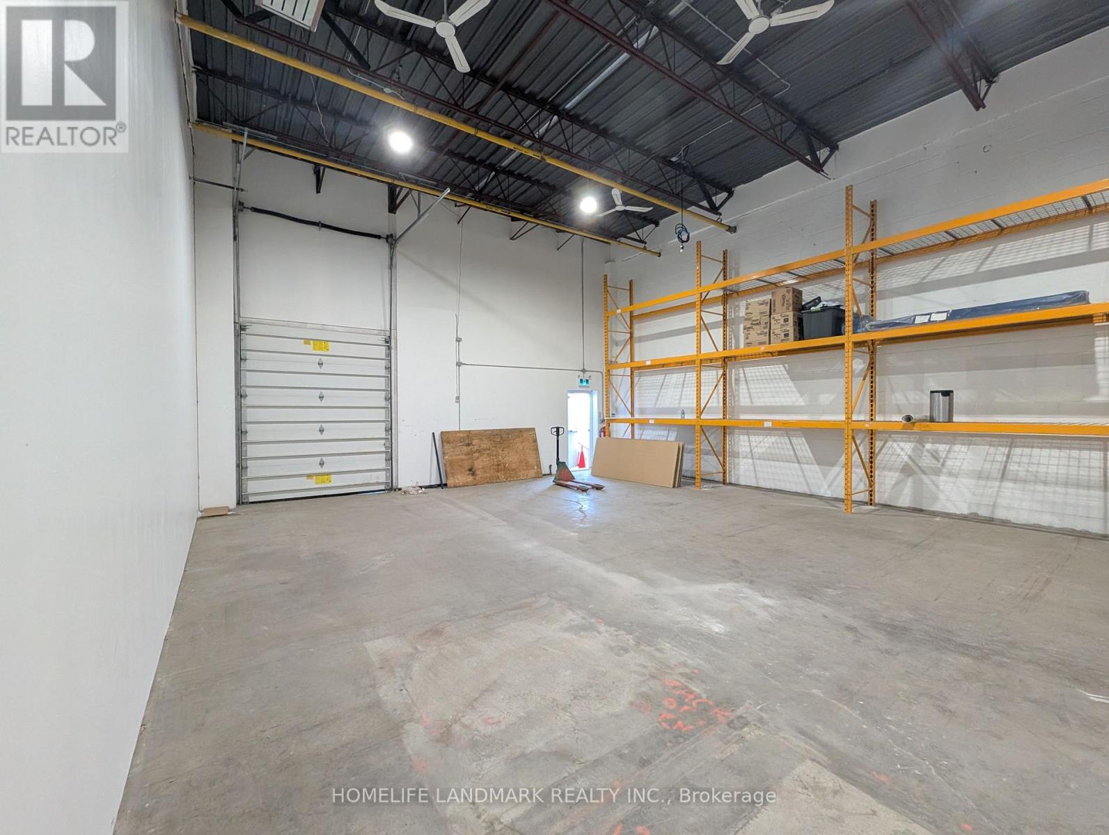 130 - 127 Westmore Drive, Toronto, Ontario  M9V 3Y6 - Photo 3 - W12469209
