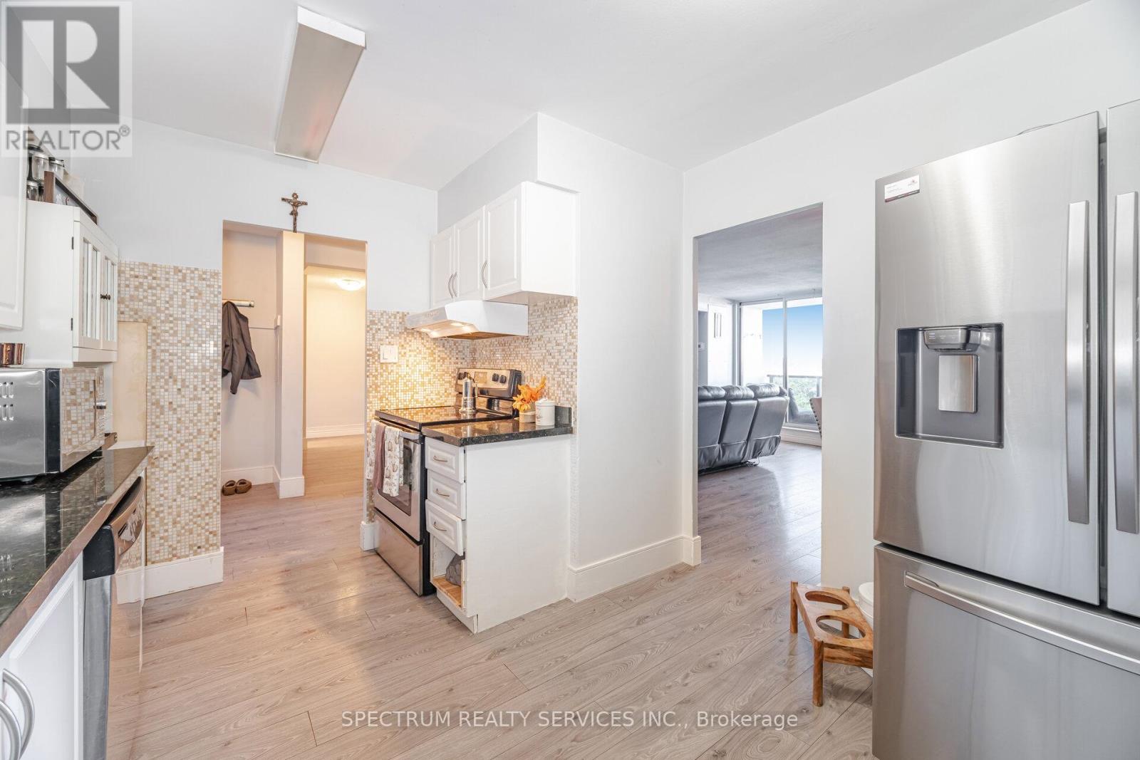 1210 - 85 Emmett Avenue, Toronto, Ontario  M6M 5A2 - Photo 13 - W12469216