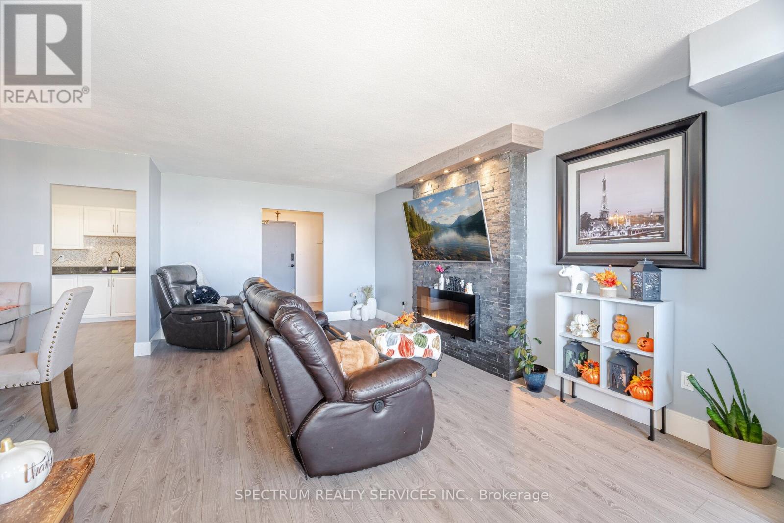 1210 - 85 Emmett Avenue, Toronto, Ontario  M6M 5A2 - Photo 21 - W12469216