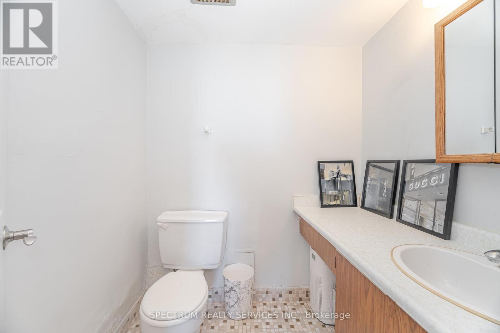 1210 - 85 Emmett Avenue, Toronto, Ontario  M6M 5A2 - Photo 25 - W12469216