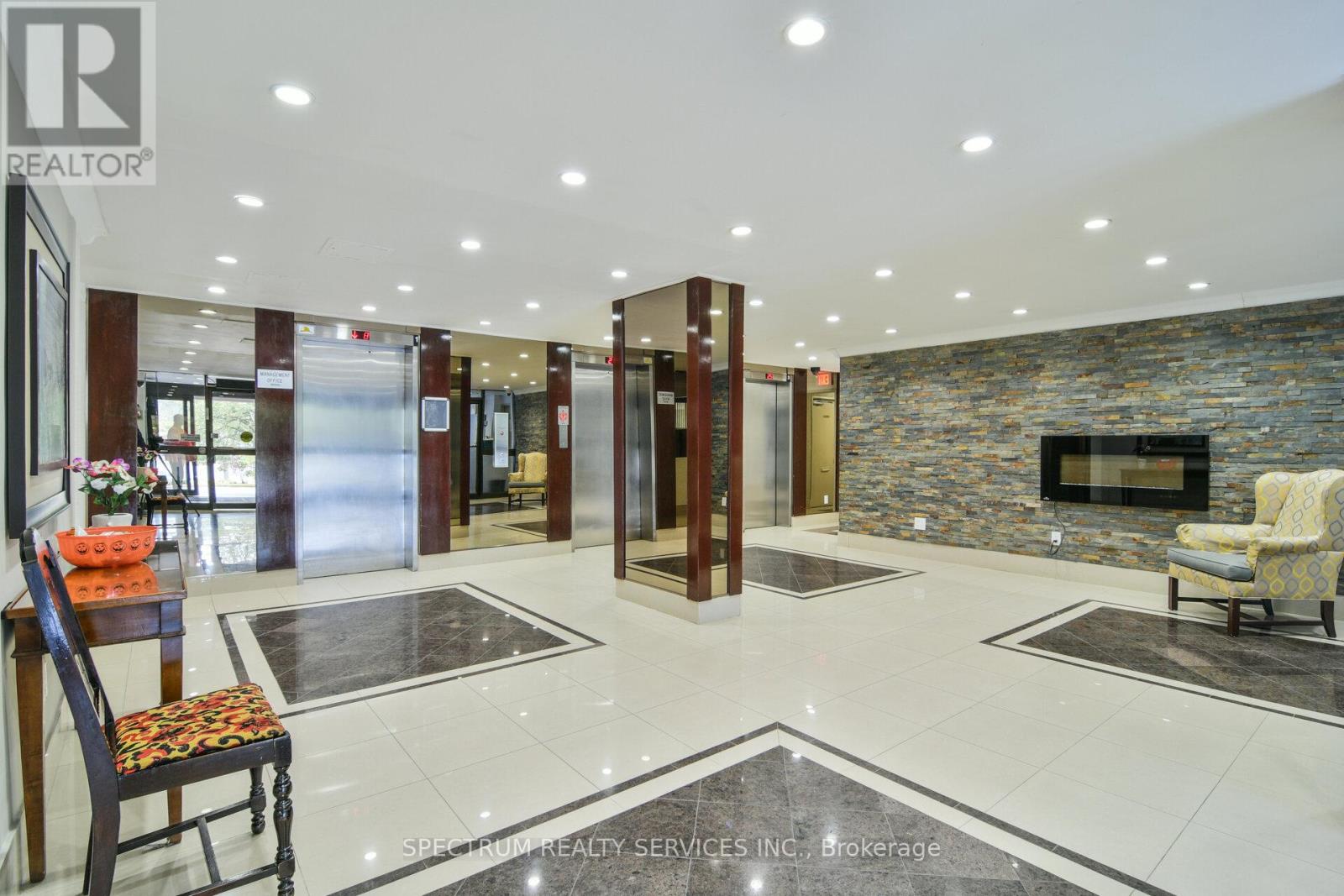 1210 - 85 Emmett Avenue, Toronto, Ontario  M6M 5A2 - Photo 4 - W12469216