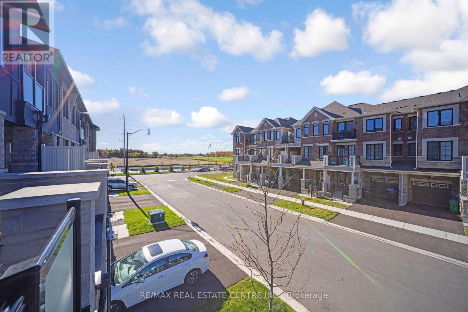81 Melmar Street, Brampton, Ontario  L7A 5K8 - Photo 19 - W12469221