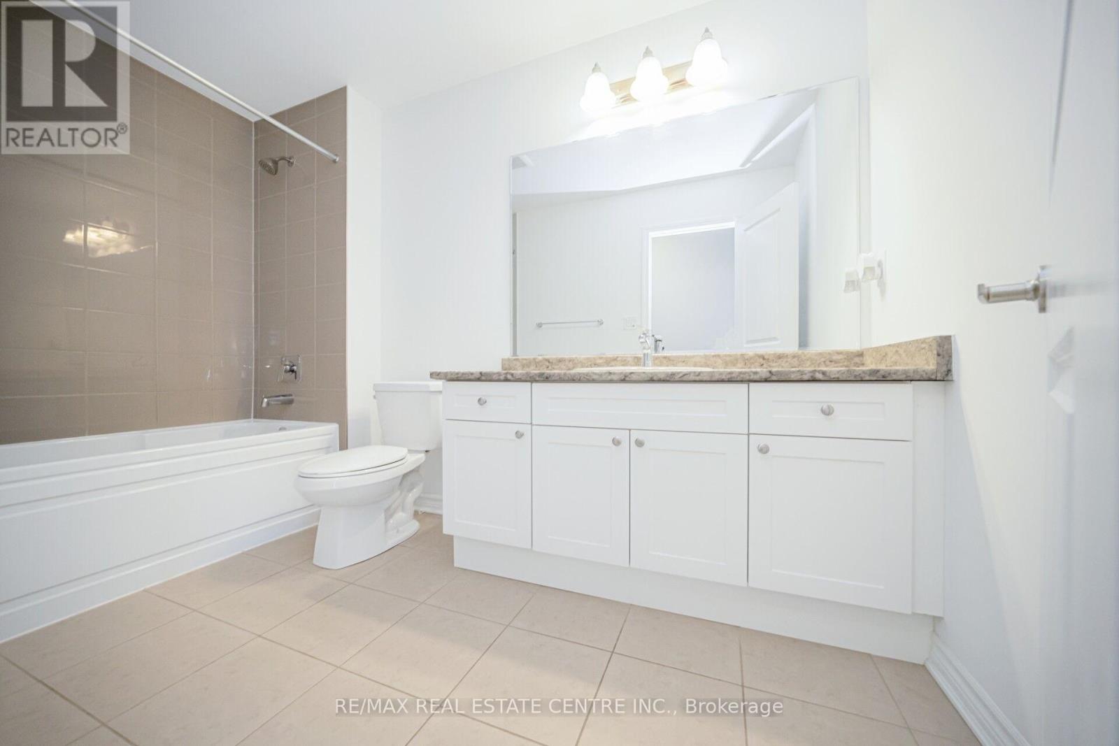 81 Melmar Street, Brampton, Ontario  L7A 5K8 - Photo 28 - W12469221