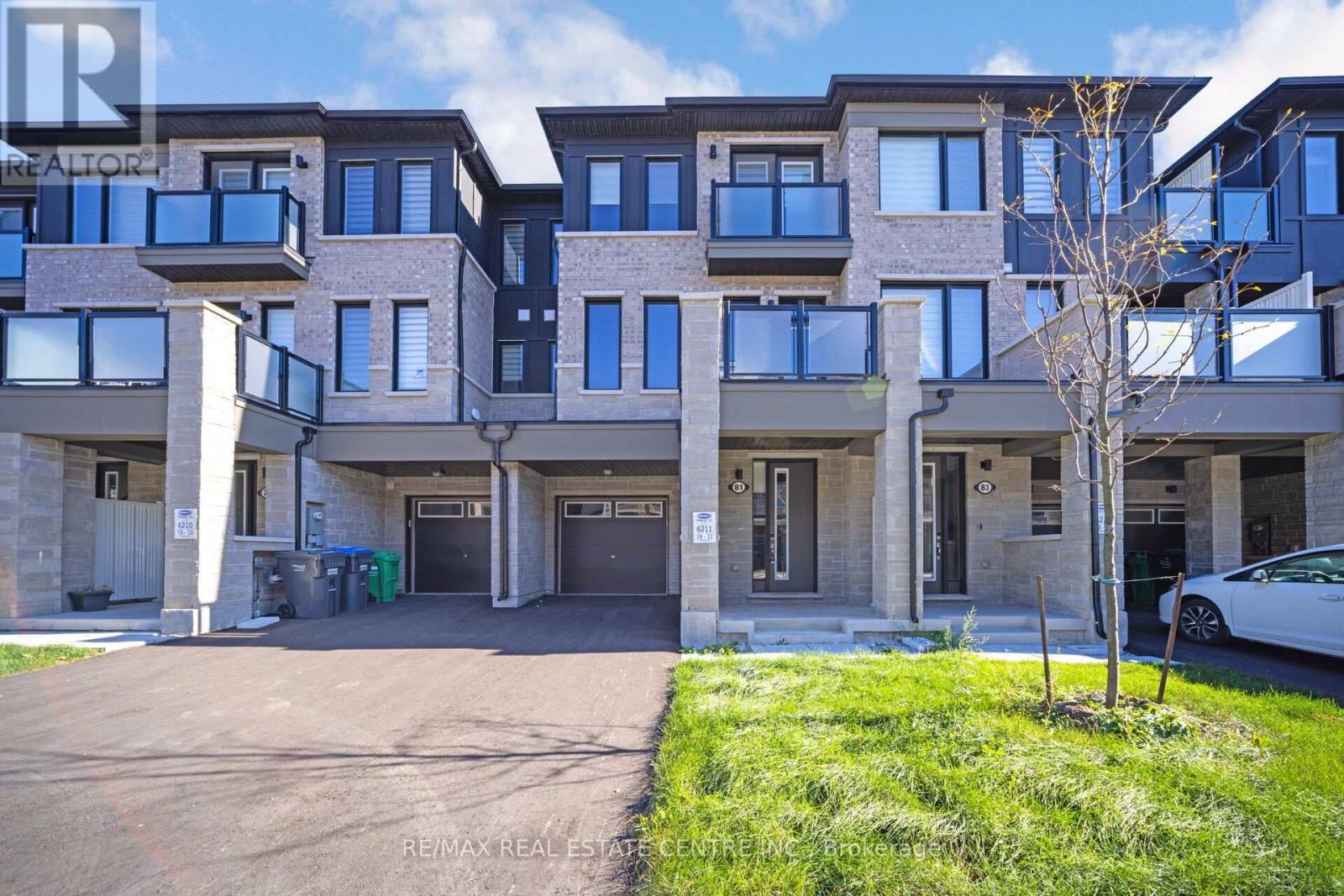 81 Melmar Street, Brampton, Ontario  L7A 5K8 - Photo 3 - W12469221