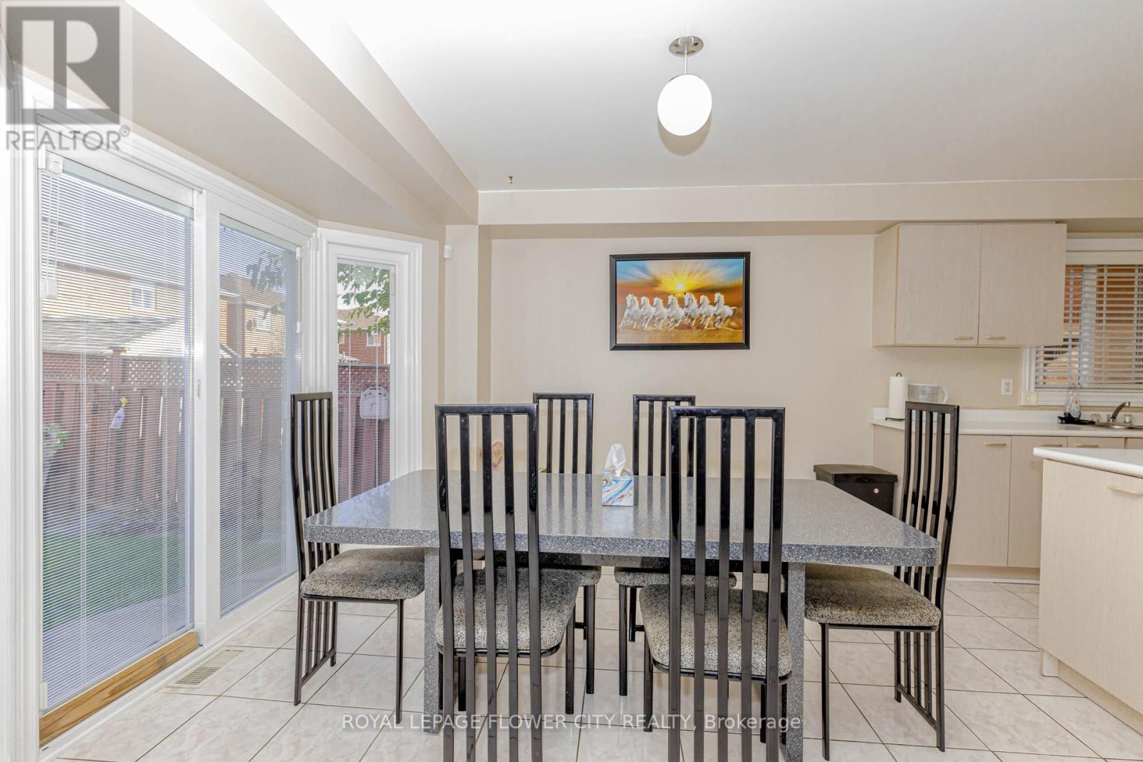 30 Foxtail Road, Brampton, Ontario  L6R 1E2 - Photo 18 - W12469231
