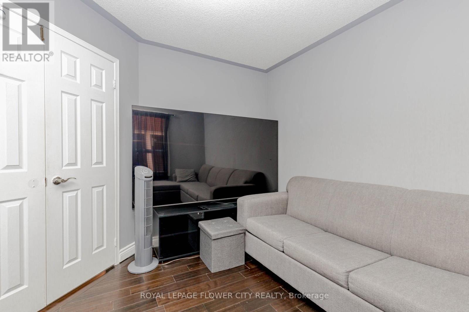 30 Foxtail Road, Brampton, Ontario  L6R 1E2 - Photo 24 - W12469231