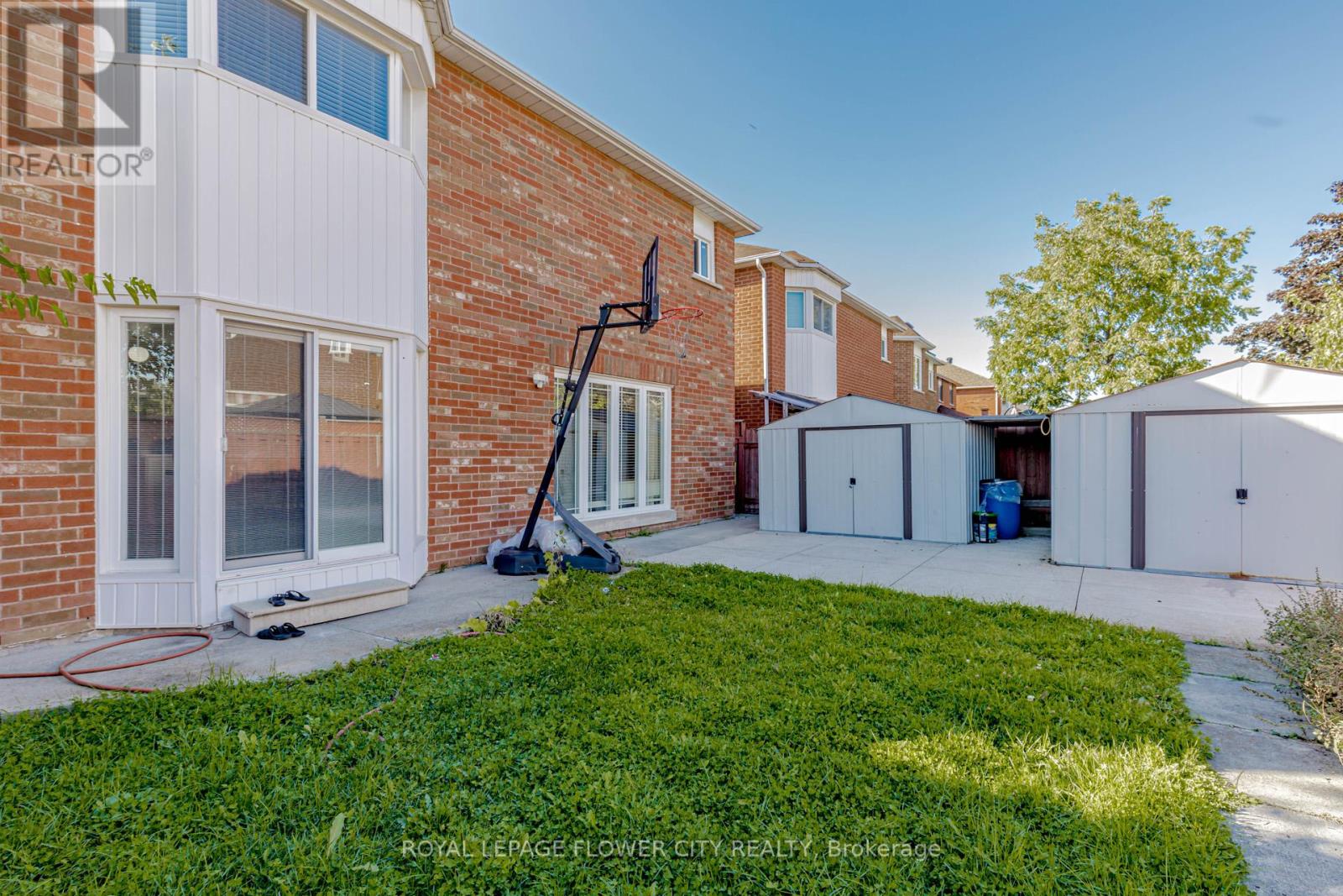 30 Foxtail Road, Brampton, Ontario  L6R 1E2 - Photo 46 - W12469231