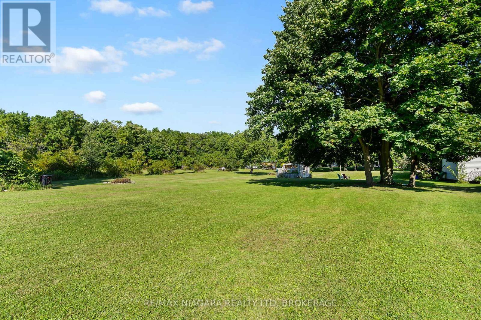 11562 Lakeshore Road, Wainfleet (Lakeshore), Ontario  L3K 5V4 - Photo 4 - X12469252