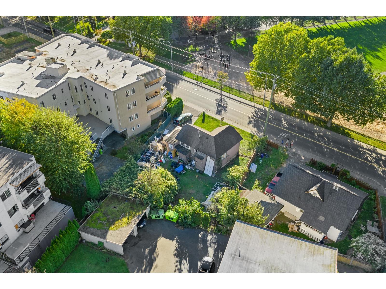 9430 Young Road, Chilliwack Proper East, Chilliwack, British Columbia  V2P 4S5 - Photo 7 - R3058244