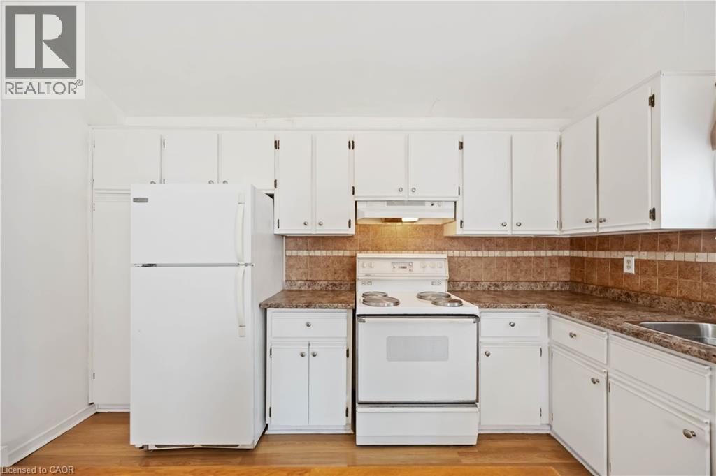 83 Kane Avenue, Toronto, Ontario  M6M 3M8 - Photo 18 - 40773778