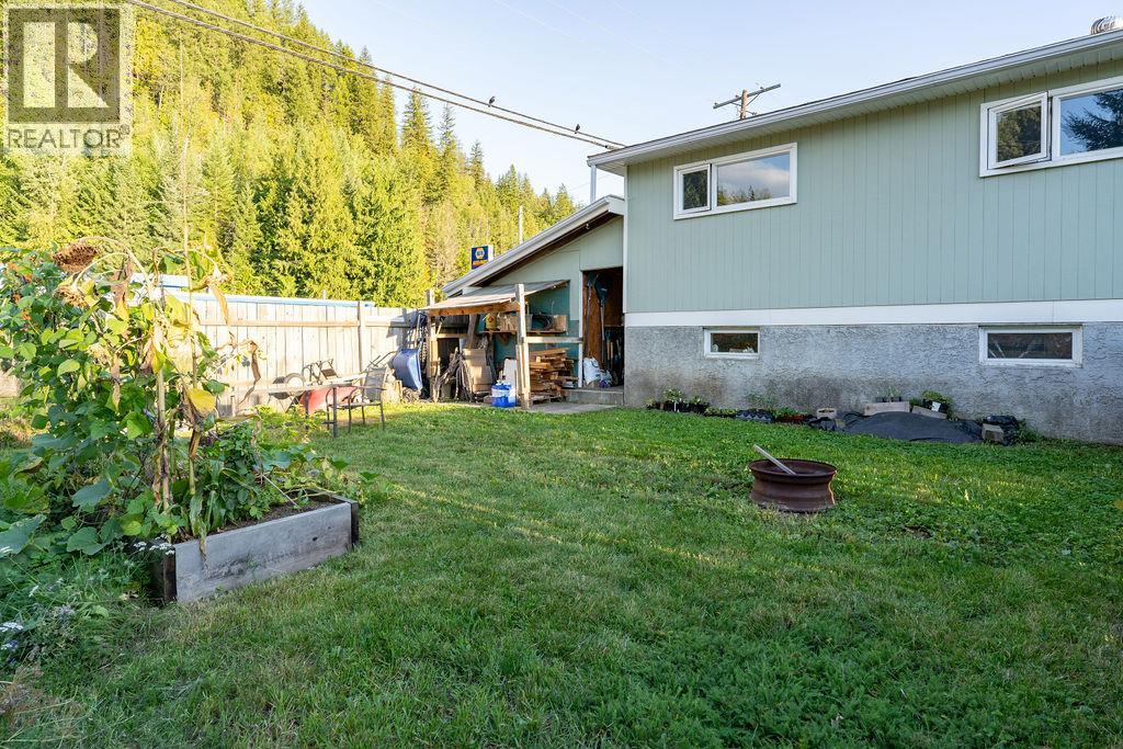 200 Viers Crescent, Revelstoke, British Columbia  V0E 2S0 - Photo 19 - 10323164