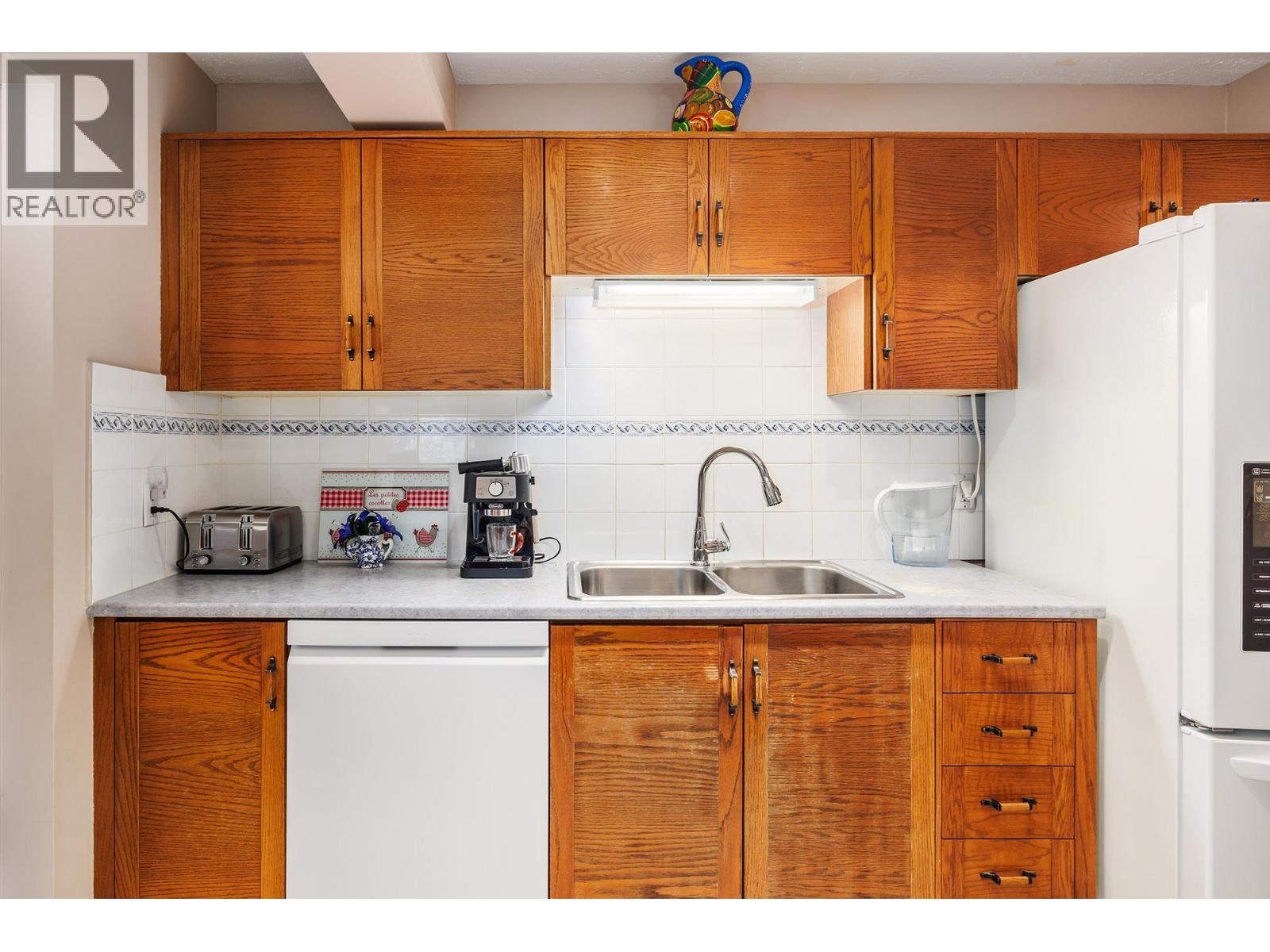 1075 Bernard Avenue Unit# 301, Kelowna, British Columbia  V1Y 6P7 - Photo 11 - 10366111