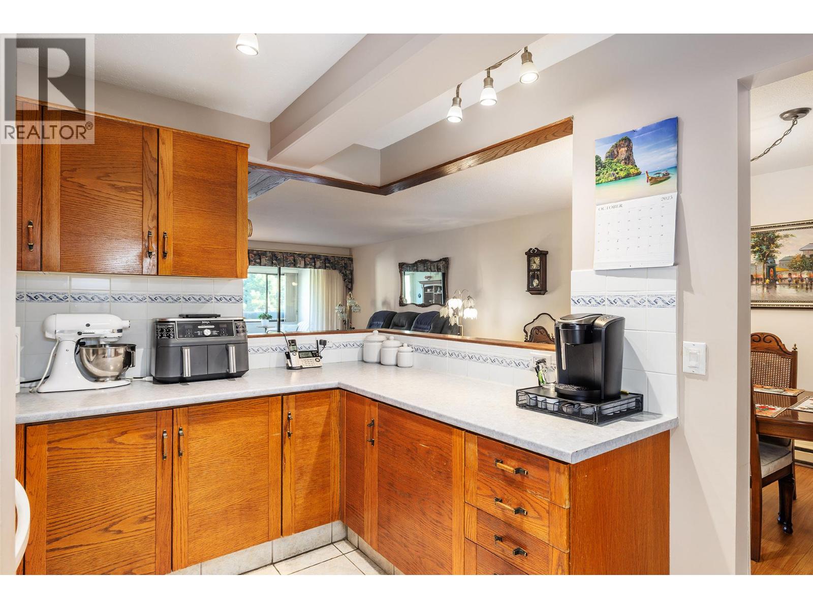 1075 Bernard Avenue Unit# 301, Kelowna, British Columbia  V1Y 6P7 - Photo 10 - 10366111