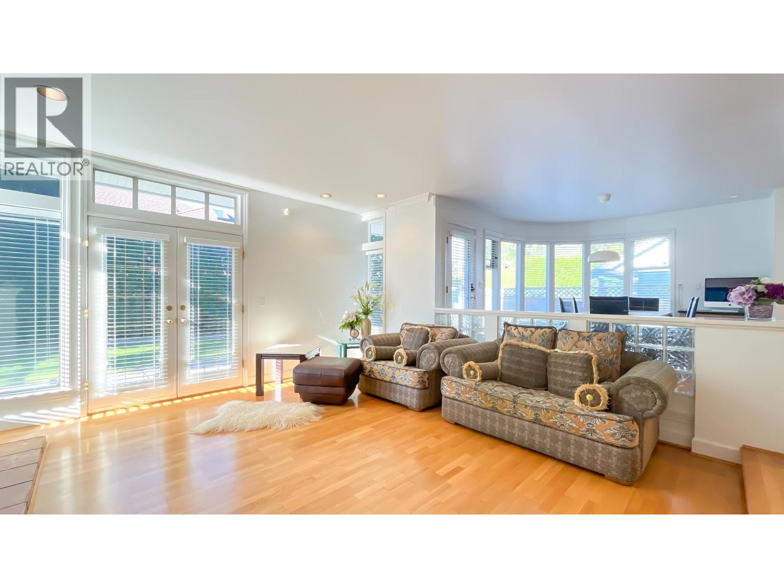 5605 Dewdney Court, Richmond, British Columbia  V7C 5M6 - Photo 12 - R3059634
