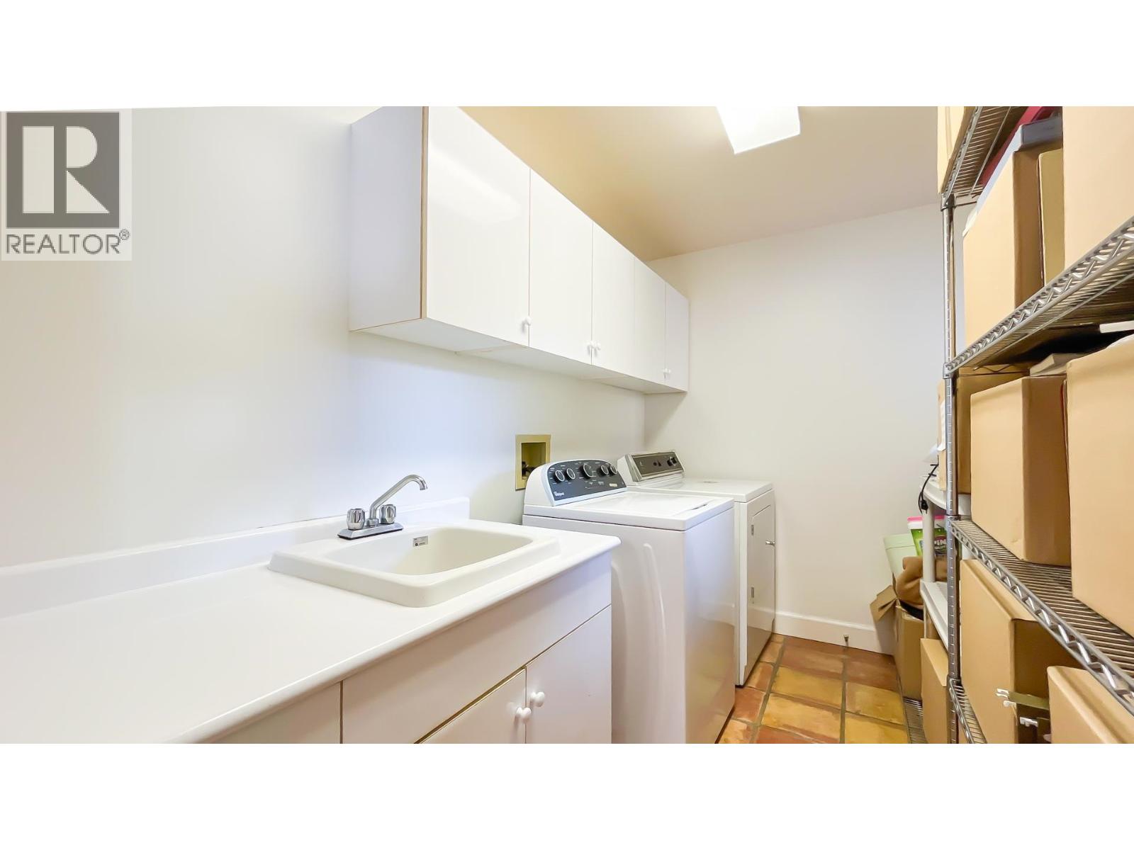 5605 Dewdney Court, Richmond, British Columbia  V7C 5M6 - Photo 23 - R3059634