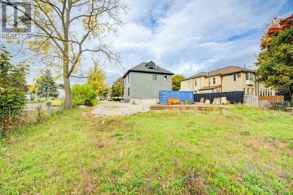 3 - 67 Grand Avenue N, Cambridge, Ontario  N1S 2L1 - Photo 6 - X12469165