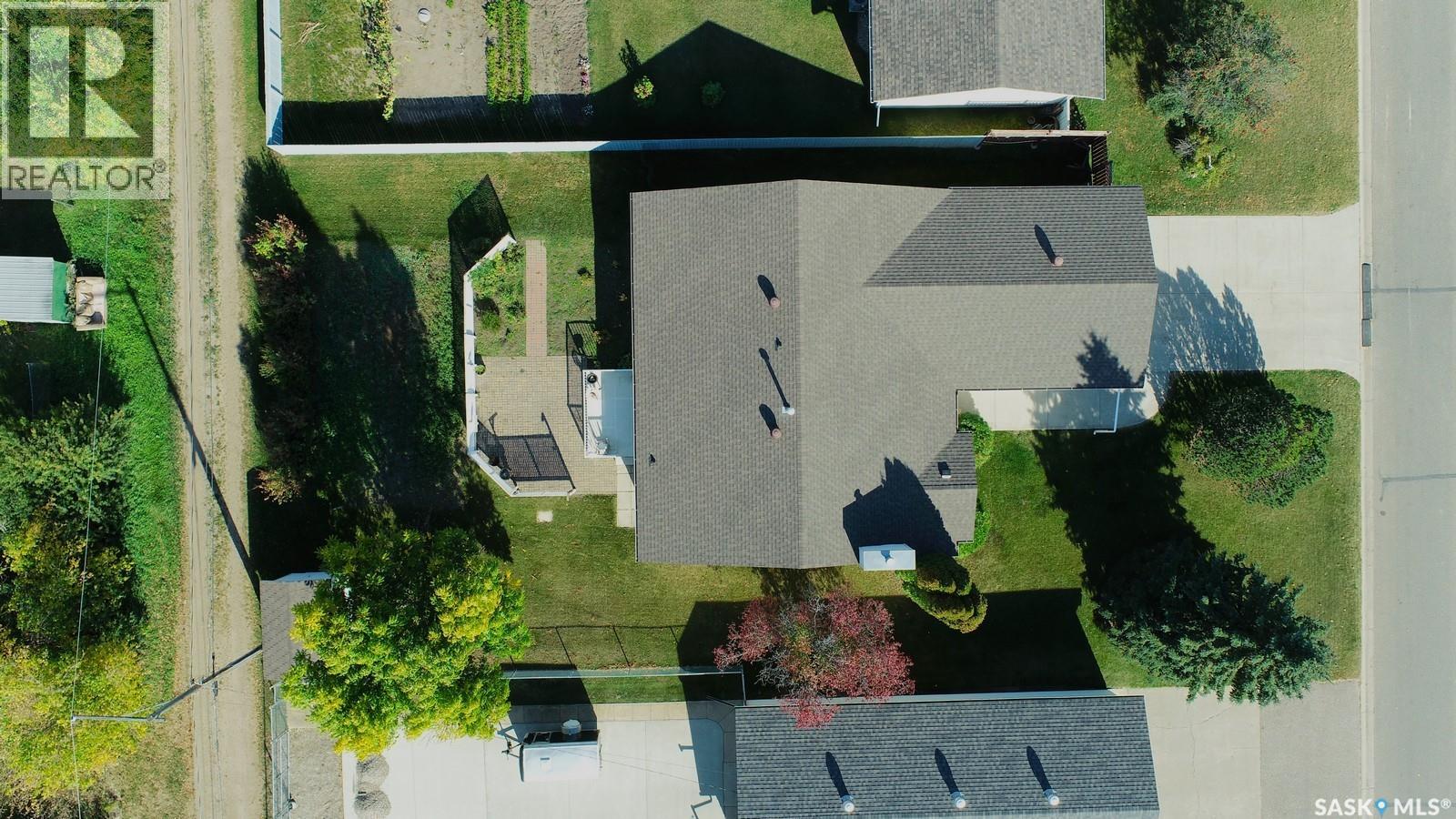 324 5th Street N, Nipawin, Saskatchewan  S0E 1E0 - Photo 7 - SK020001