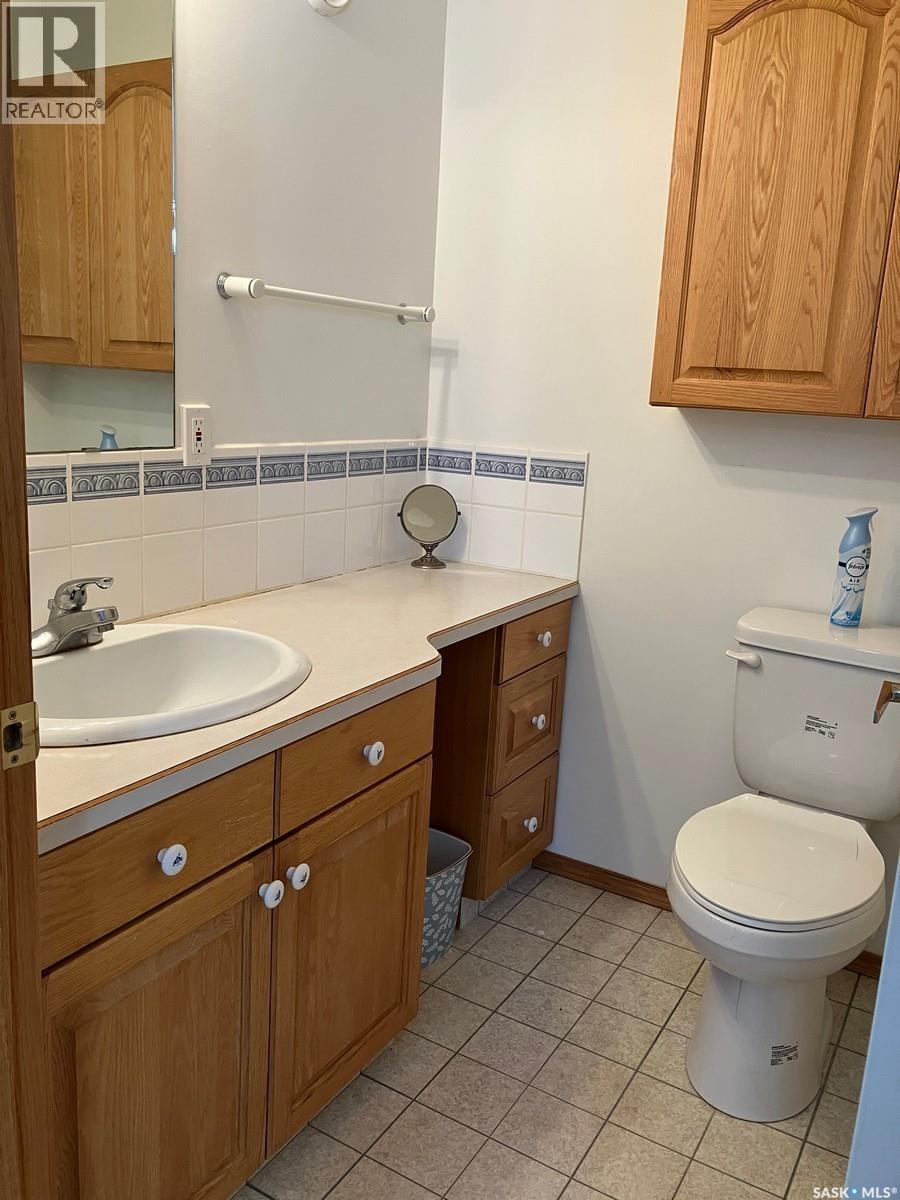 324 5th Street N, Nipawin, Saskatchewan  S0E 1E0 - Photo 27 - SK020001