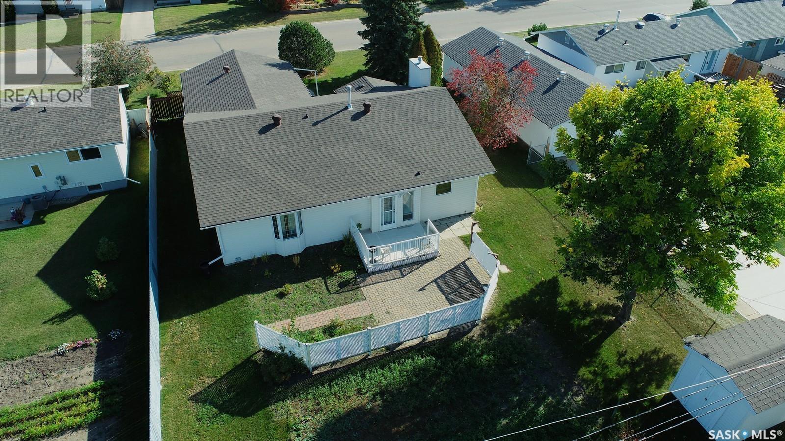 324 5th Street N, Nipawin, Saskatchewan  S0E 1E0 - Photo 41 - SK020001