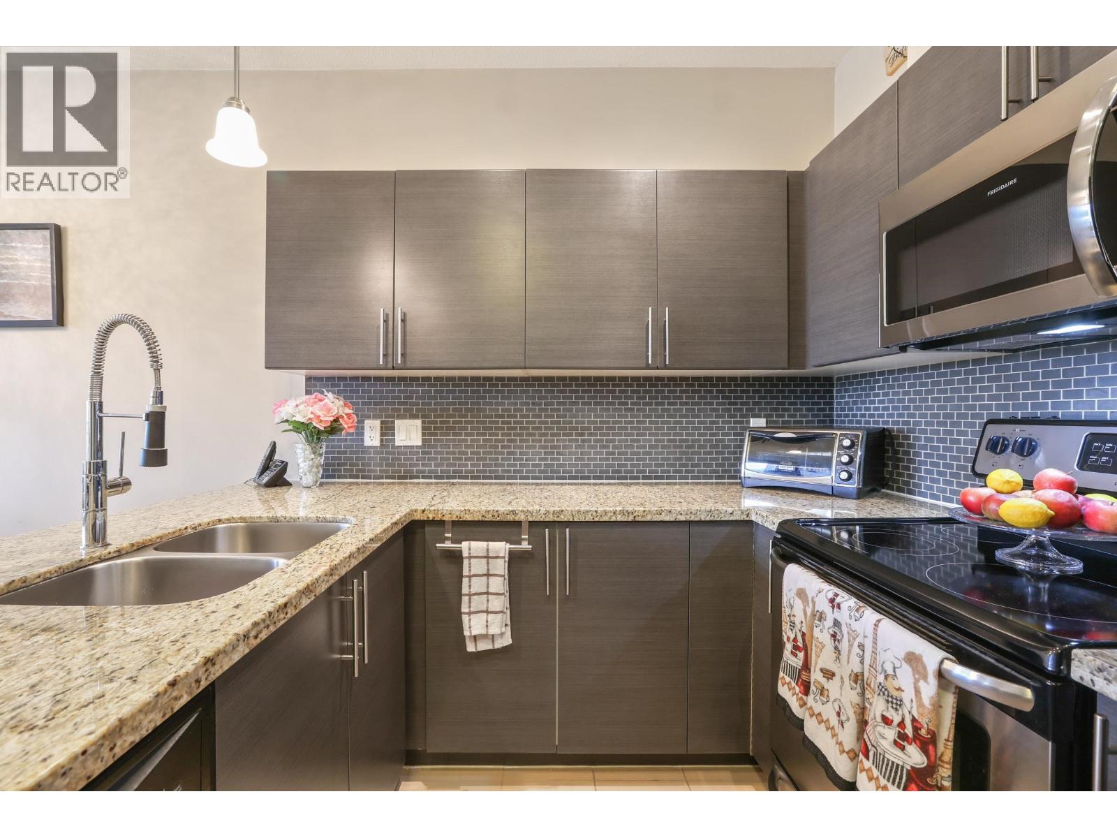 Ph3 2239 Kingsway Street, Vancouver, British Columbia  V5N 0E5 - Photo 12 - R3050263