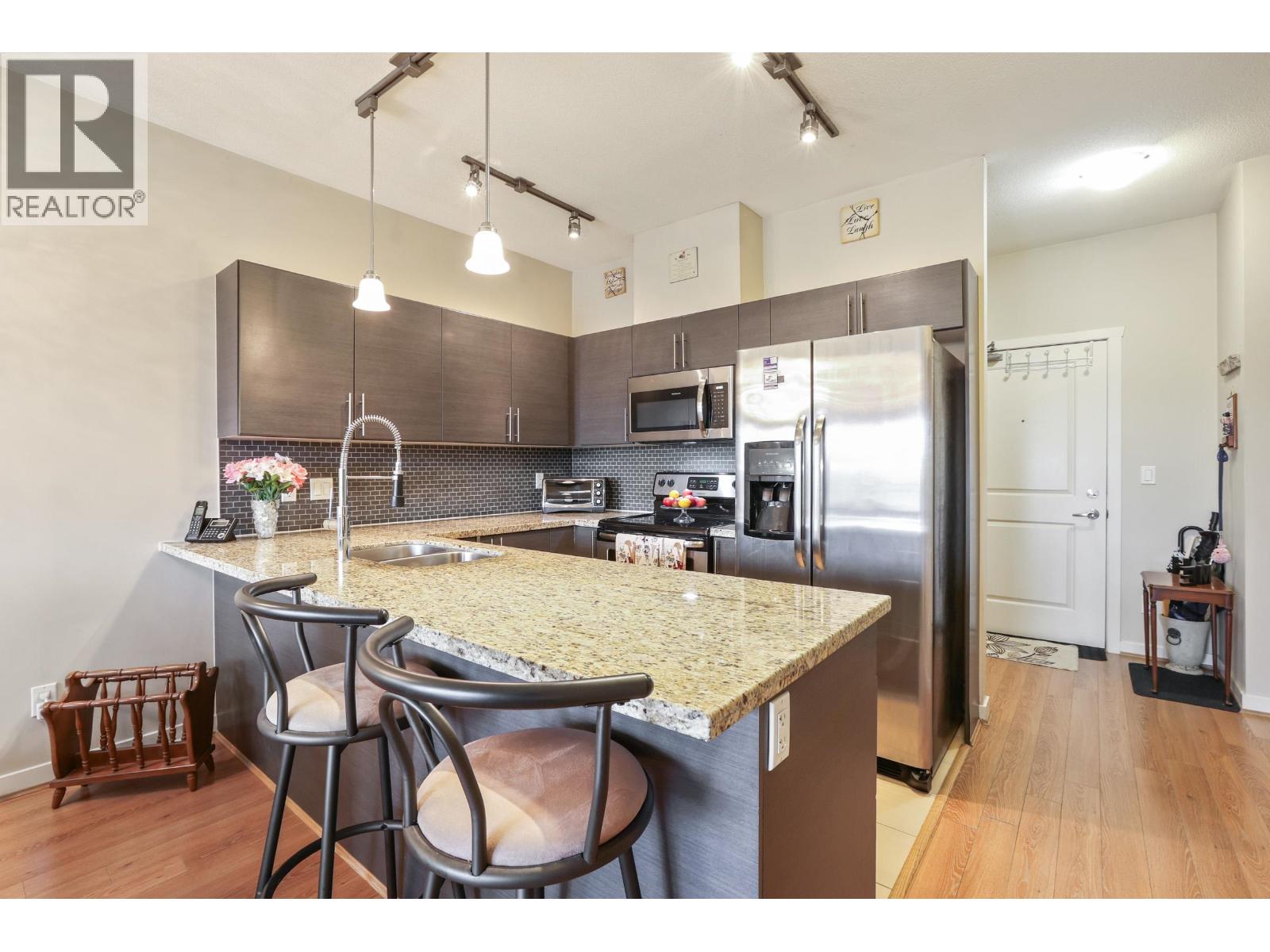 Ph3 2239 Kingsway Street, Vancouver, British Columbia  V5N 0E5 - Photo 11 - R3050263