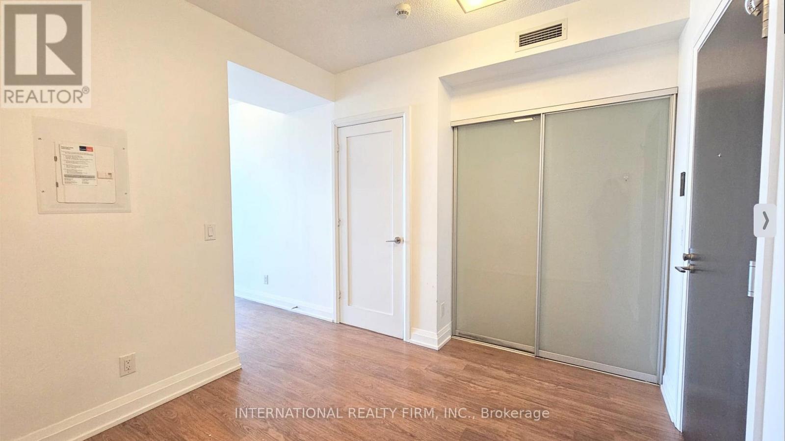 4224 - 5 Sheppard Avenue E, Toronto, Ontario  M2N 2Z8 - Photo 4 - C12437464