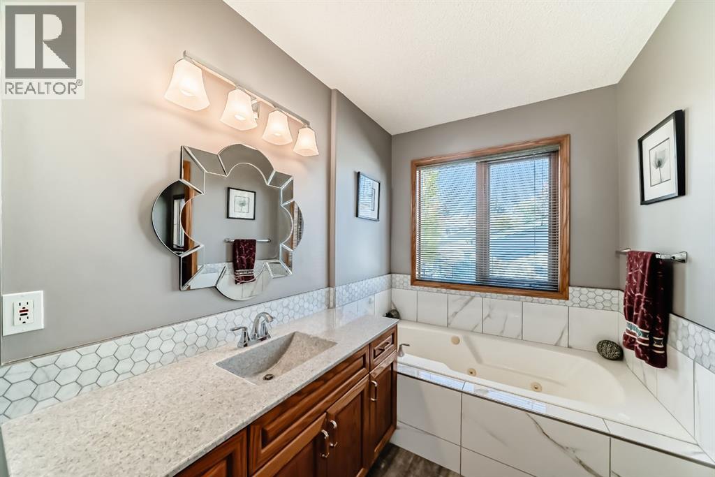 152 Quigley Drive, Cochrane, Alberta  T4C 1R2 - Photo 19 - A2264522