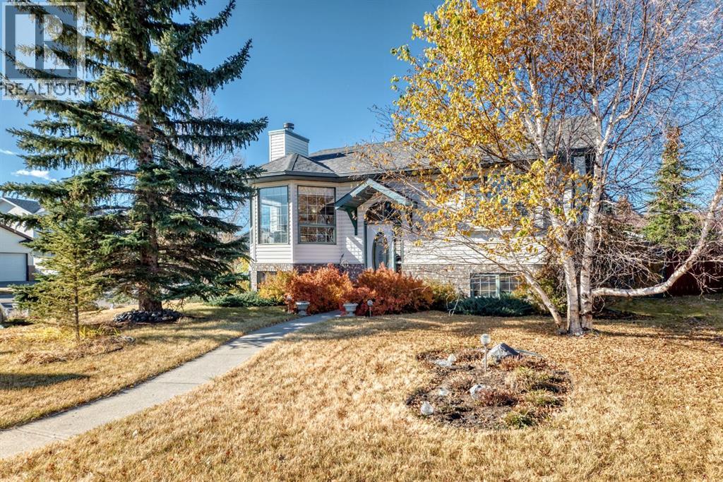 152 Quigley Drive, Cochrane, Alberta  T4C 1R2 - Photo 2 - A2264522