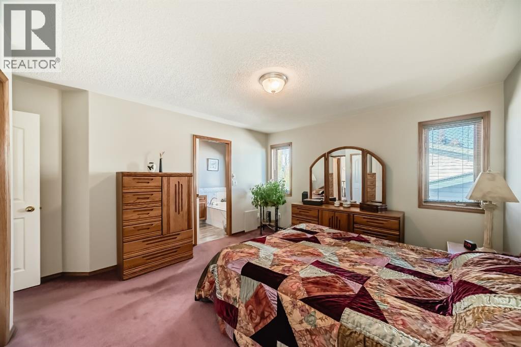 152 Quigley Drive, Cochrane, Alberta  T4C 1R2 - Photo 16 - A2264522