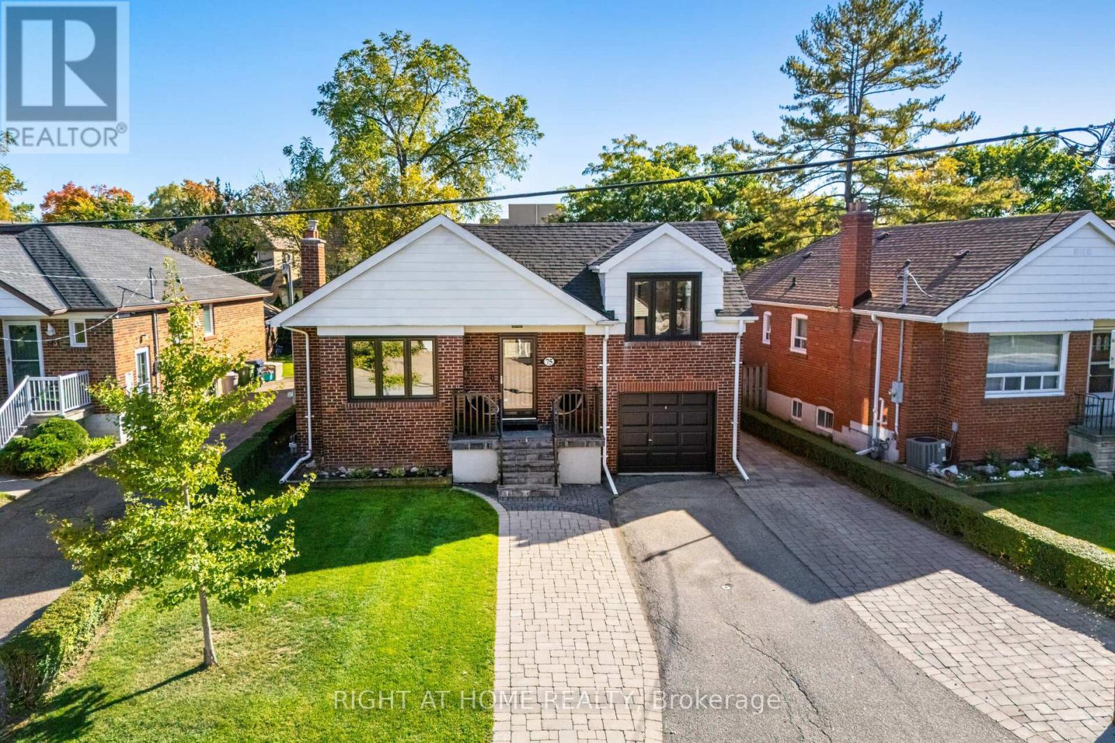 75 EMERALD CRESCENT, Toronto, Ontario