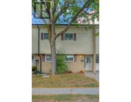10 - 211 VERONICA DRIVE, Kitchener, Ontario