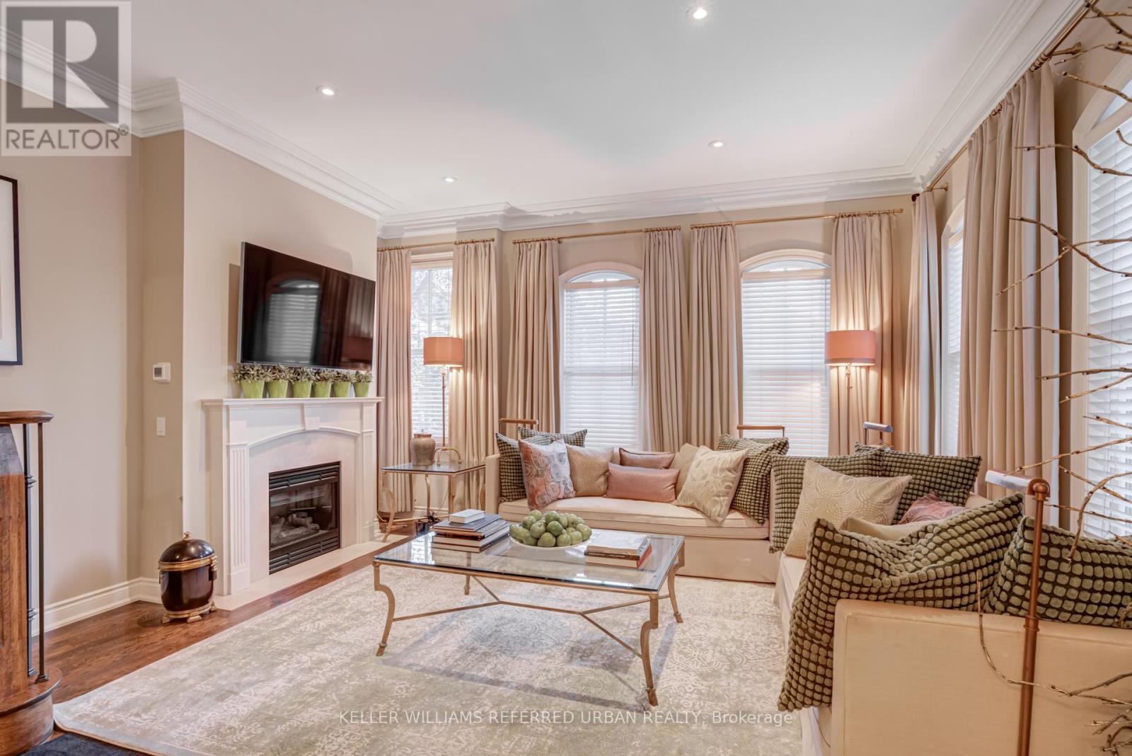 74 Aberdeen Avenue, Toronto, Ontario  M4X 1A2 - Photo 16 - C12469244