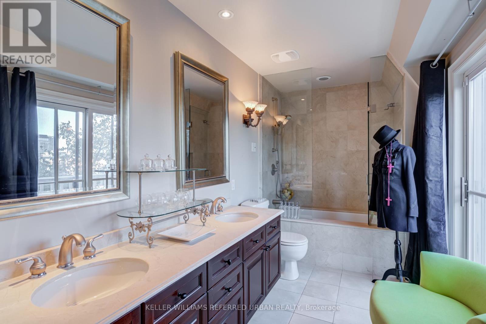 74 Aberdeen Avenue, Toronto, Ontario  M4X 1A2 - Photo 38 - C12469244