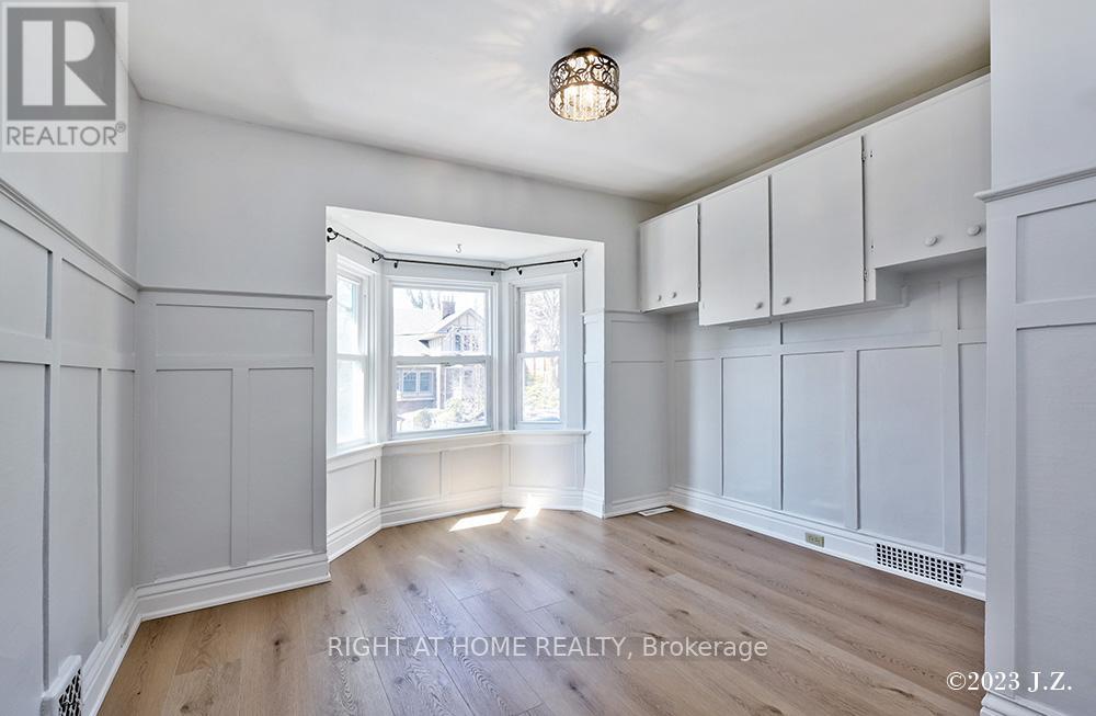 37 Kingswood Road, Toronto, Ontario  M4E 3N4 - Photo 16 - E12469260
