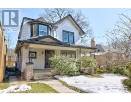 37 KINGSWOOD ROAD, Toronto, Ontario