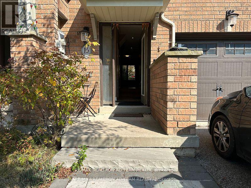 15 LATITUDE LANE, Whitchurch-Stouffville, Ontario
