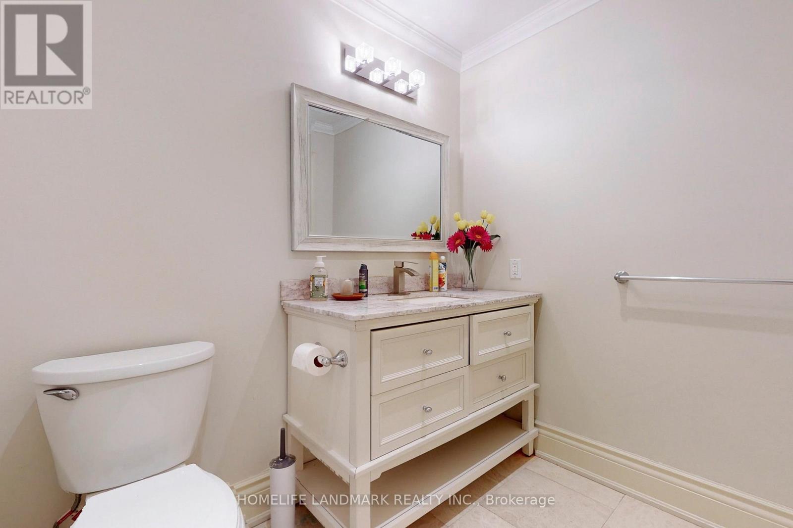 19 Wolf Run Court, Whitchurch-Stouffville, Ontario  L4A 2L4 - Photo 22 - N12469267