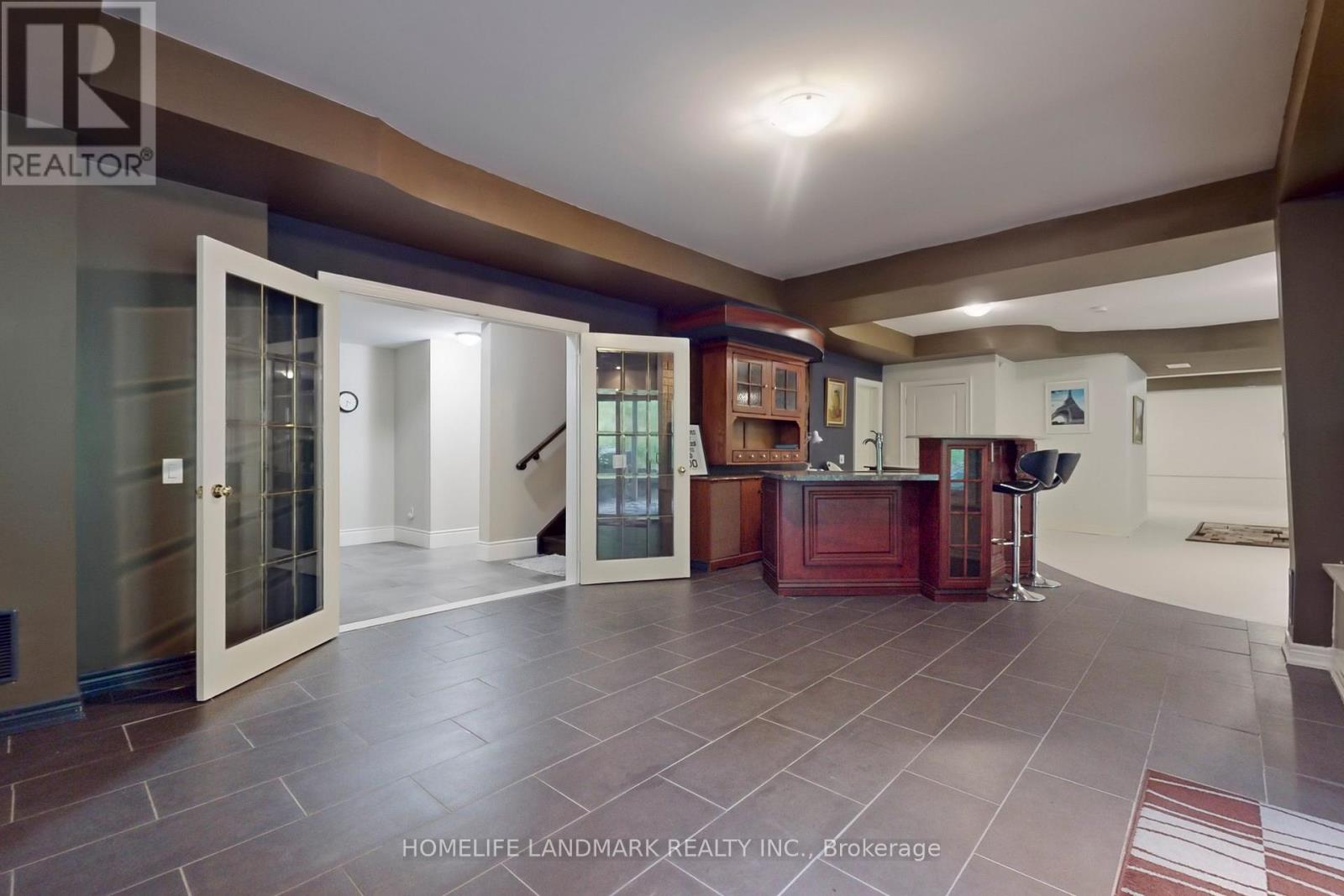 19 Wolf Run Court, Whitchurch-Stouffville, Ontario  L4A 2L4 - Photo 26 - N12469267