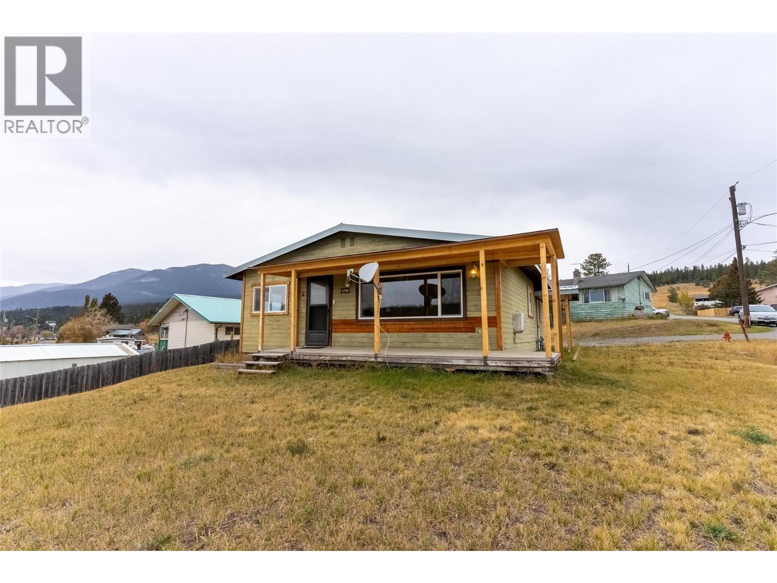 1722 Frontage Road, Clinton, British Columbia  V0K 1K0 - Photo 21 - 10365837