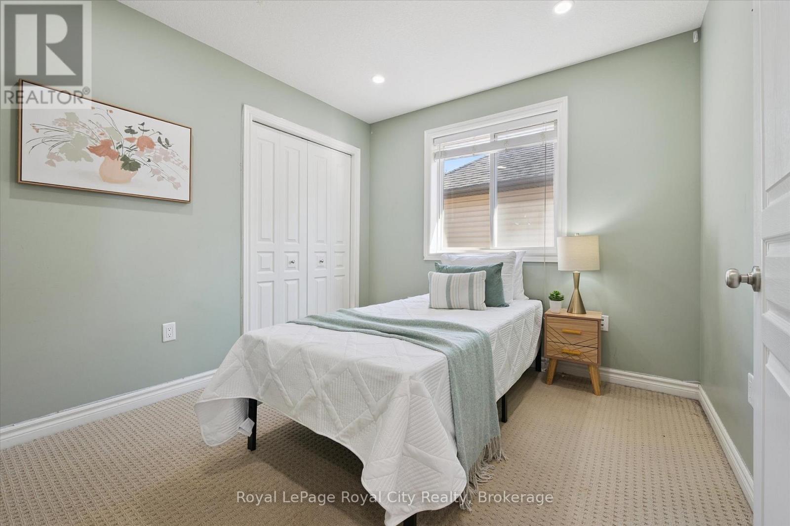 69 Laughland Lane, Guelph, Ontario  N1L 0C6 - Photo 28 - X12469303