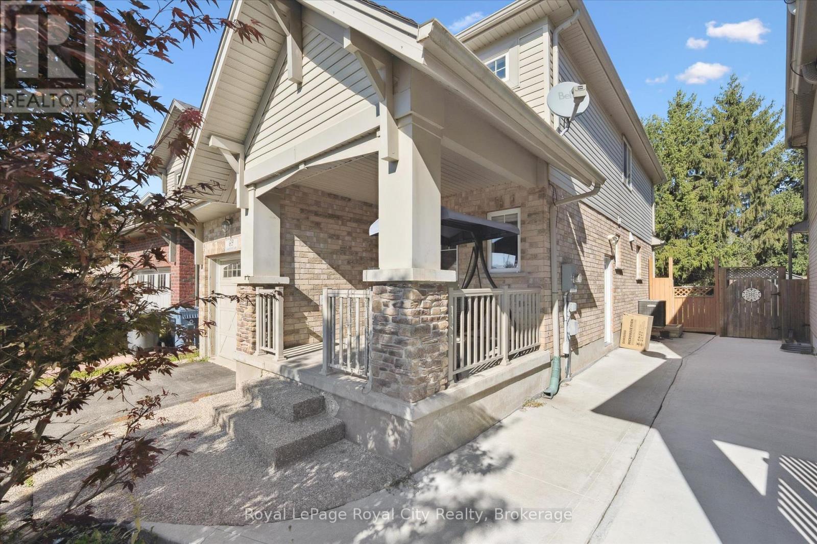 69 Laughland Lane, Guelph, Ontario  N1L 0C6 - Photo 5 - X12469303