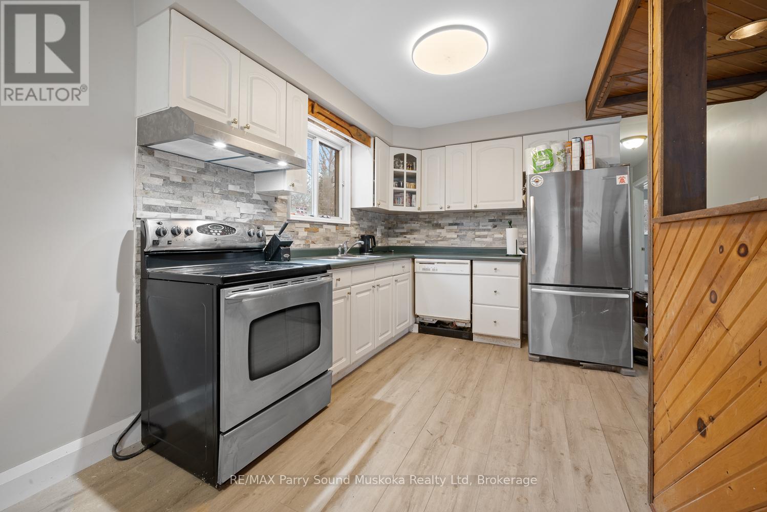 591 Skerryvore Community Road, The Archipelago, Ontario  P0G 1G0 - Photo 18 - X12469332