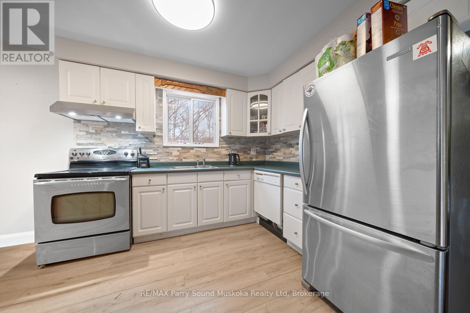 591 Skerryvore Community Road, The Archipelago, Ontario  P0G 1G0 - Photo 19 - X12469332