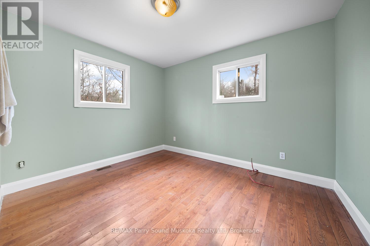 591 Skerryvore Community Road, The Archipelago, Ontario  P0G 1G0 - Photo 22 - X12469332