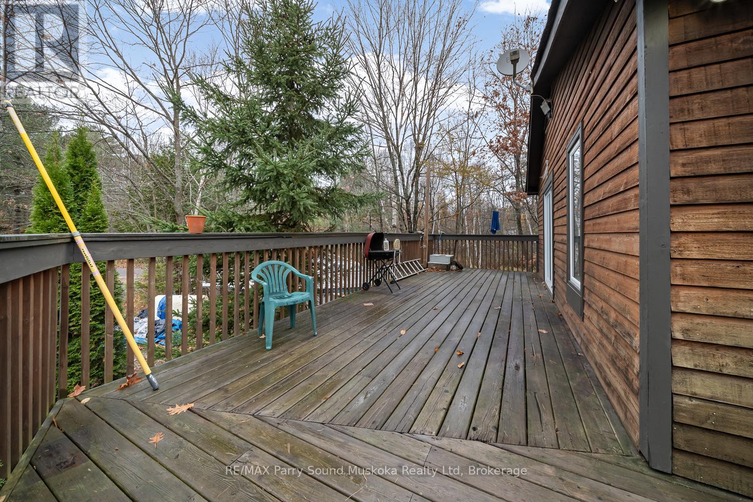 591 Skerryvore Community Road, The Archipelago, Ontario  P0G 1G0 - Photo 7 - X12469332