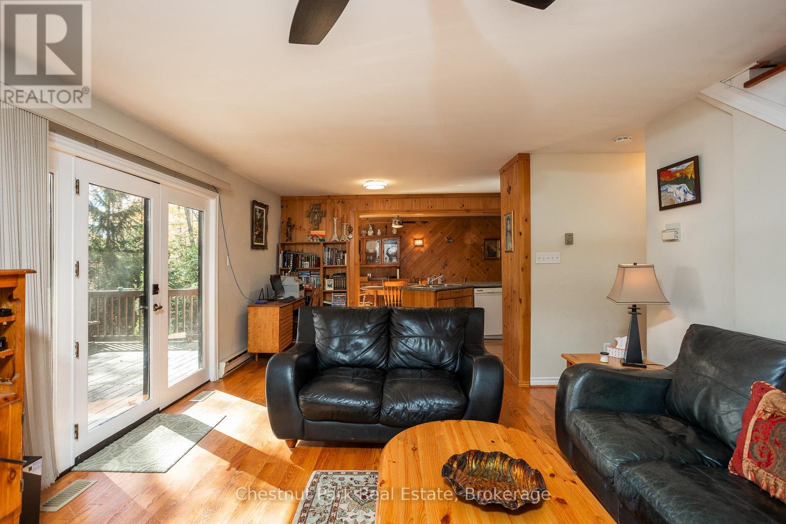 305 Barney's Boulevard, Northern Bruce Peninsula, Ontario  N0H 1Z0 - Photo 13 - X12469374